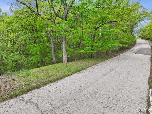 $58,000 | 1524 Shalimar Ridge Lane, High Ridge, MO 63049