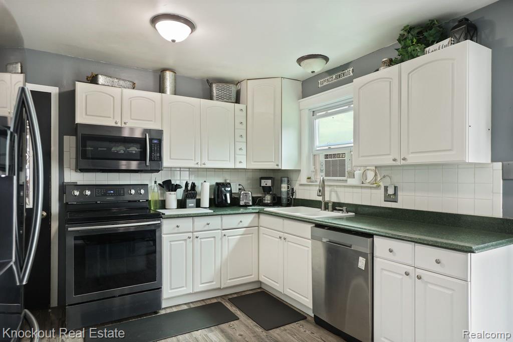 7059 Bray Road Vassar, MI 48768 - Photo 13 of 33