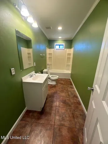 $165,888 | 3515 Julia Street, Greenwood, MS 38930