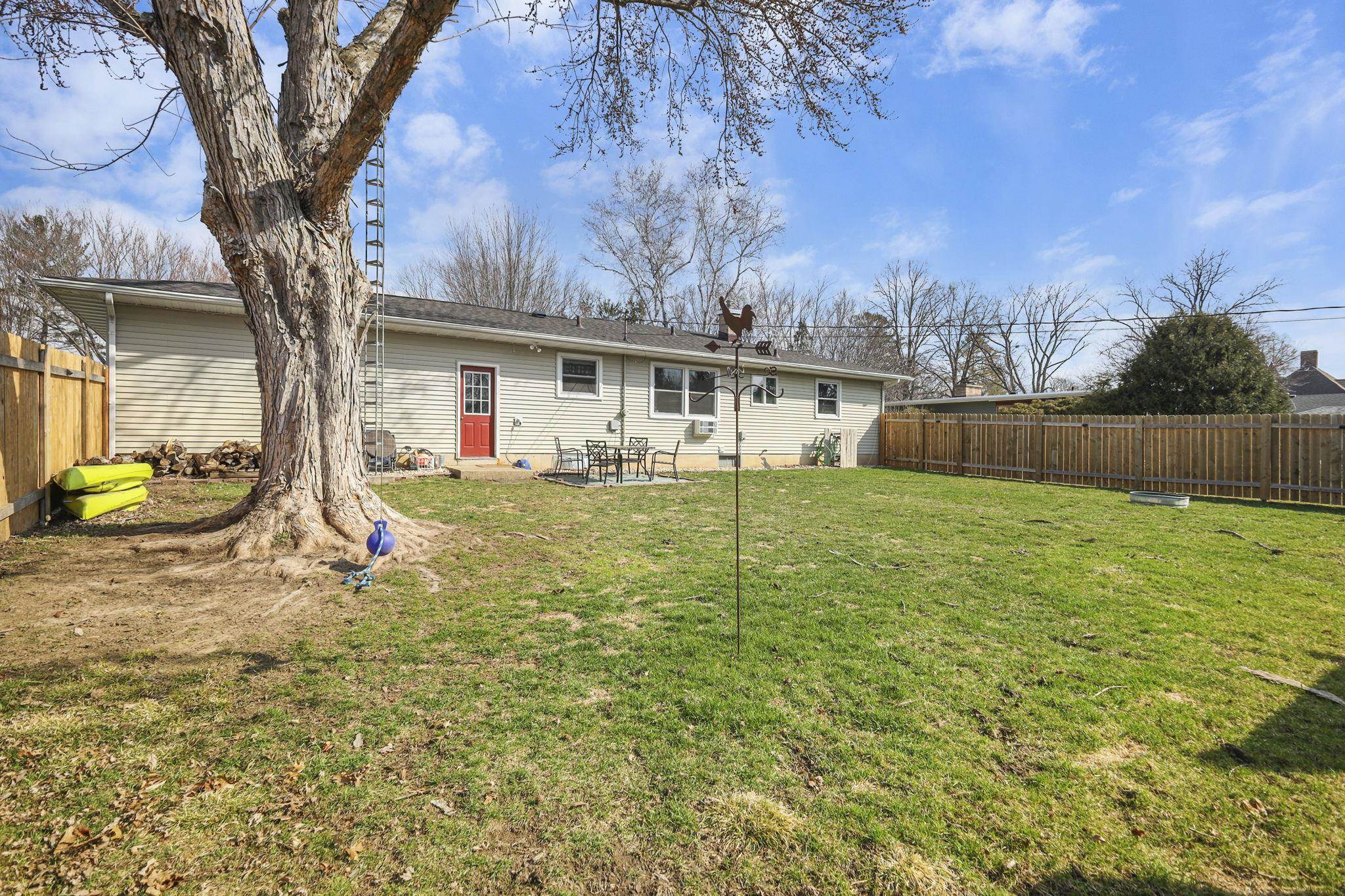 487 West Main Street Evansville, WI 53536 - Photo 28 of 33