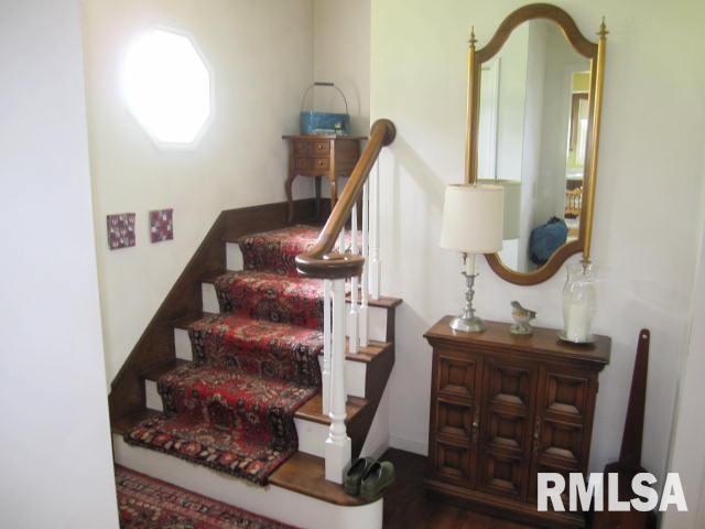 9211 143rd Street West Taylor Ridge, IL 61284 - Photo 9 of 12