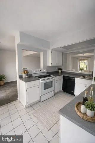 $275,000 | 11 South Turnberry Drive, Dover, DE 19904