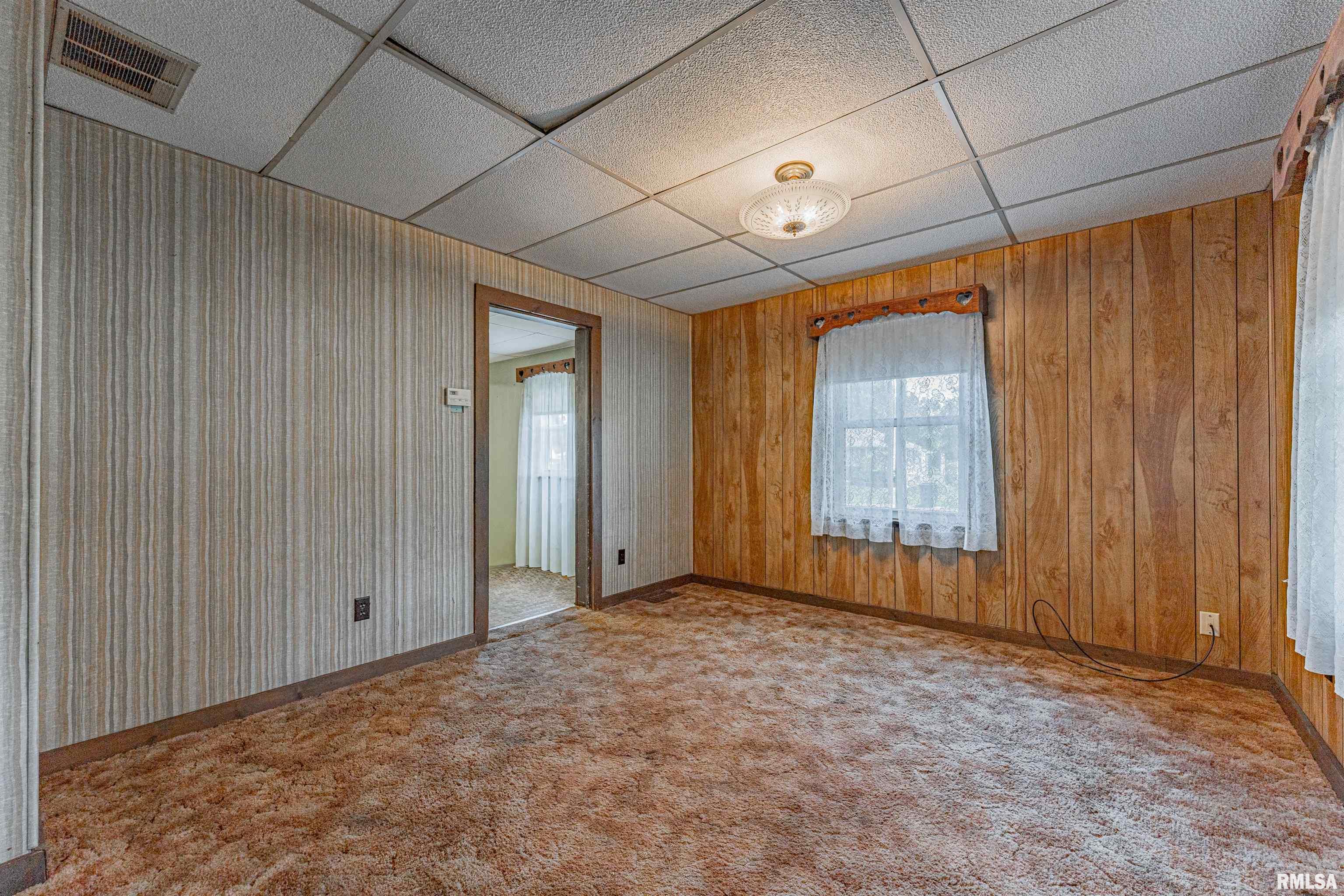 710 South Cedar Street Delavan, IL 61734 - Photo 3 of 27