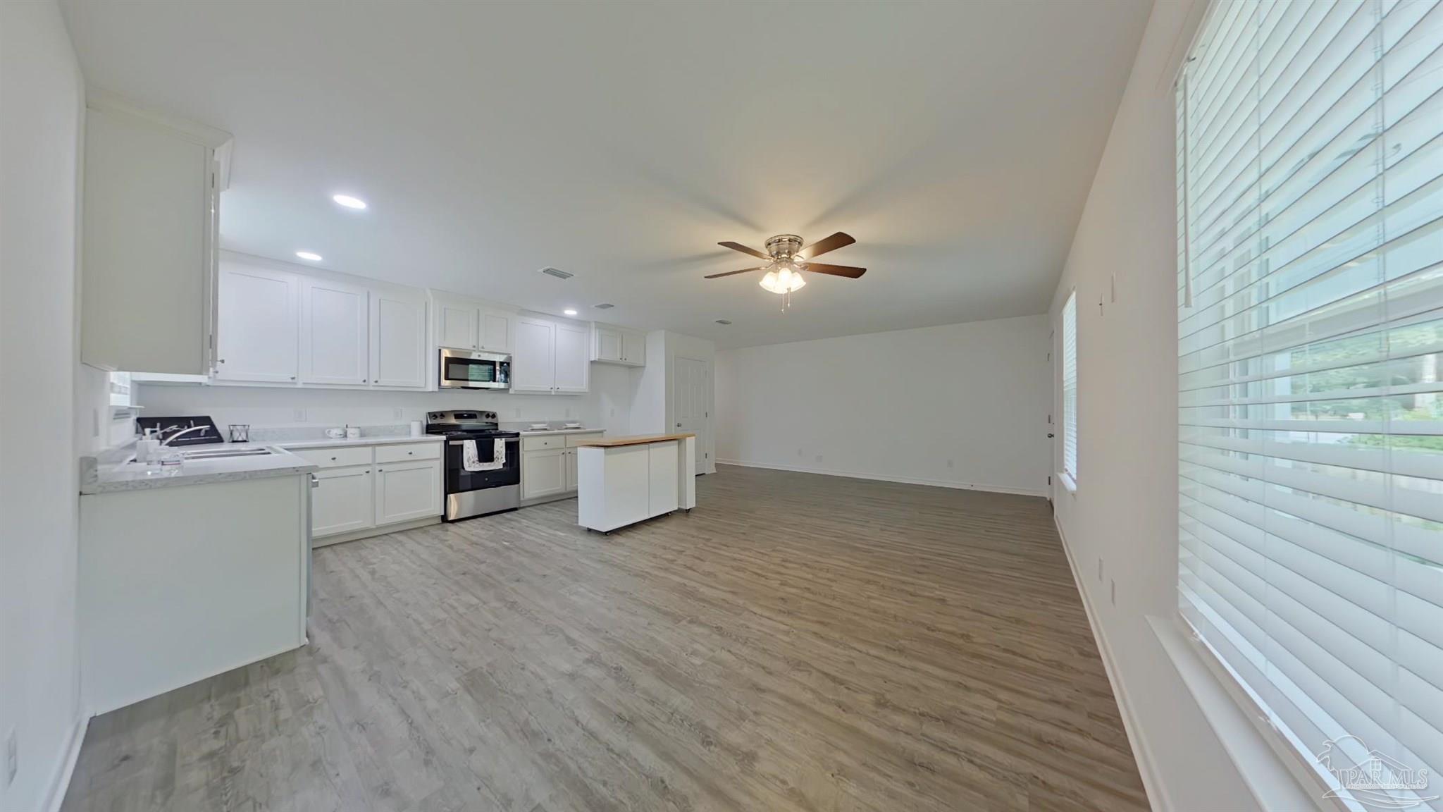 5767 Avondale Road Pensacola, FL 32526 - Photo 13 of 22