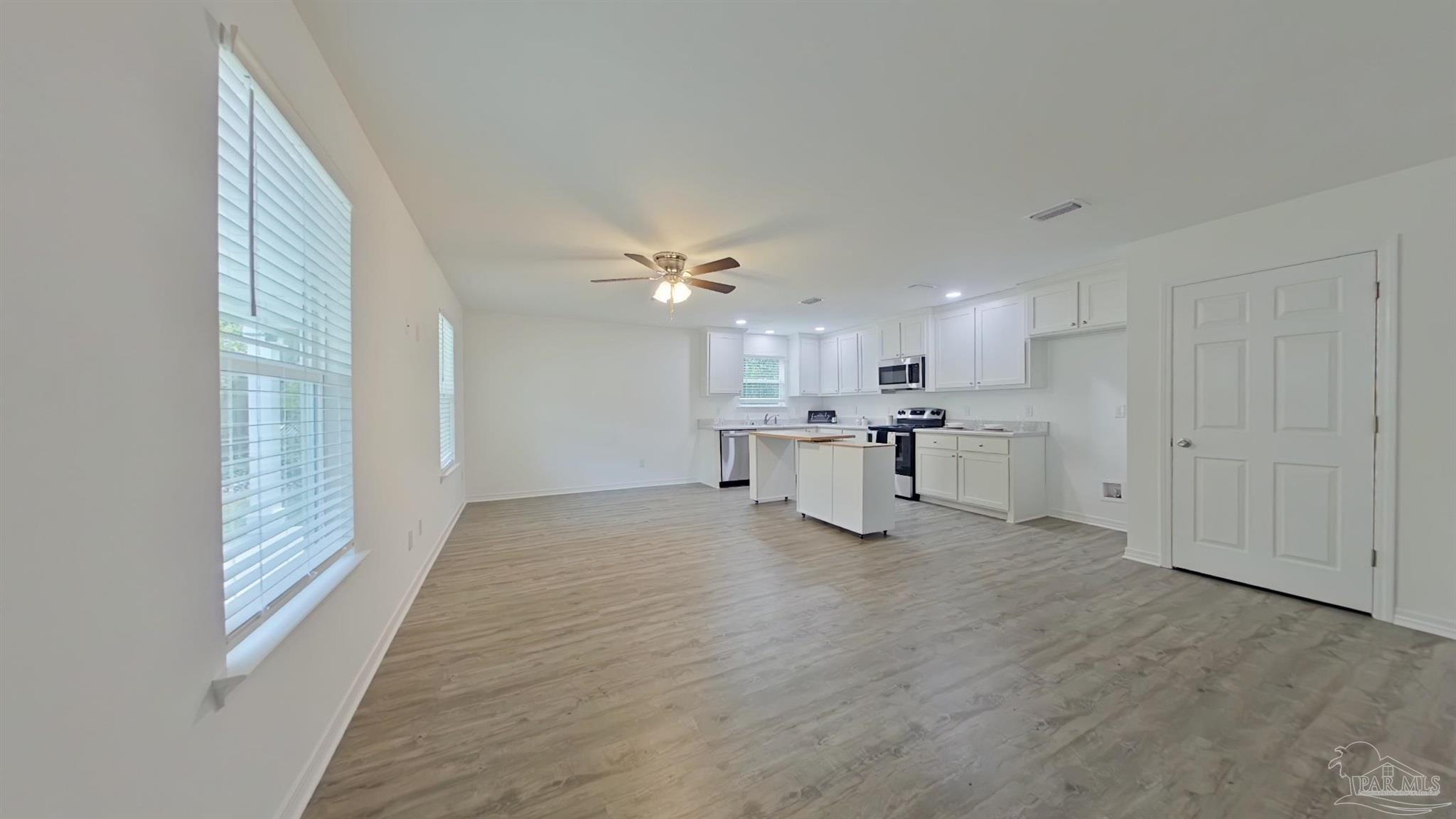 5767 Avondale Road Pensacola, FL 32526 - Photo 4 of 22