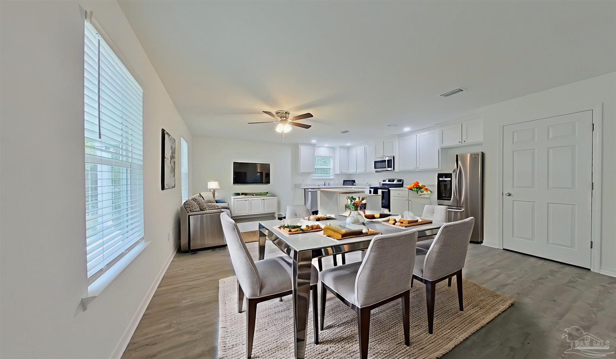 5767 Avondale Road Pensacola, FL 32526 - Photo 5 of 22