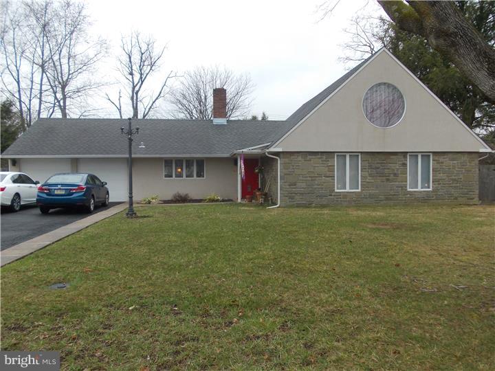 45 Round Hill Road Levittown, PA 19056 - Photo 1 of 25 Exterior Front