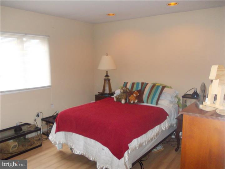 45 Round Hill Road Levittown, PA 19056 - Photo 16 of 25 Bedroom 2