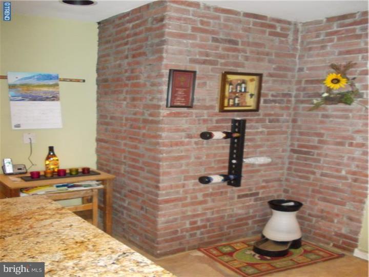 45 Round Hill Road Levittown, PA 19056 - Photo 7 of 25 Kitchen
