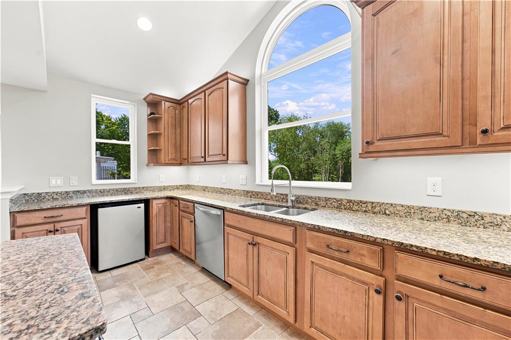 2587 Cole Road Wexford, PA 15090 - Photo 18 of 50 Gallery Image 18