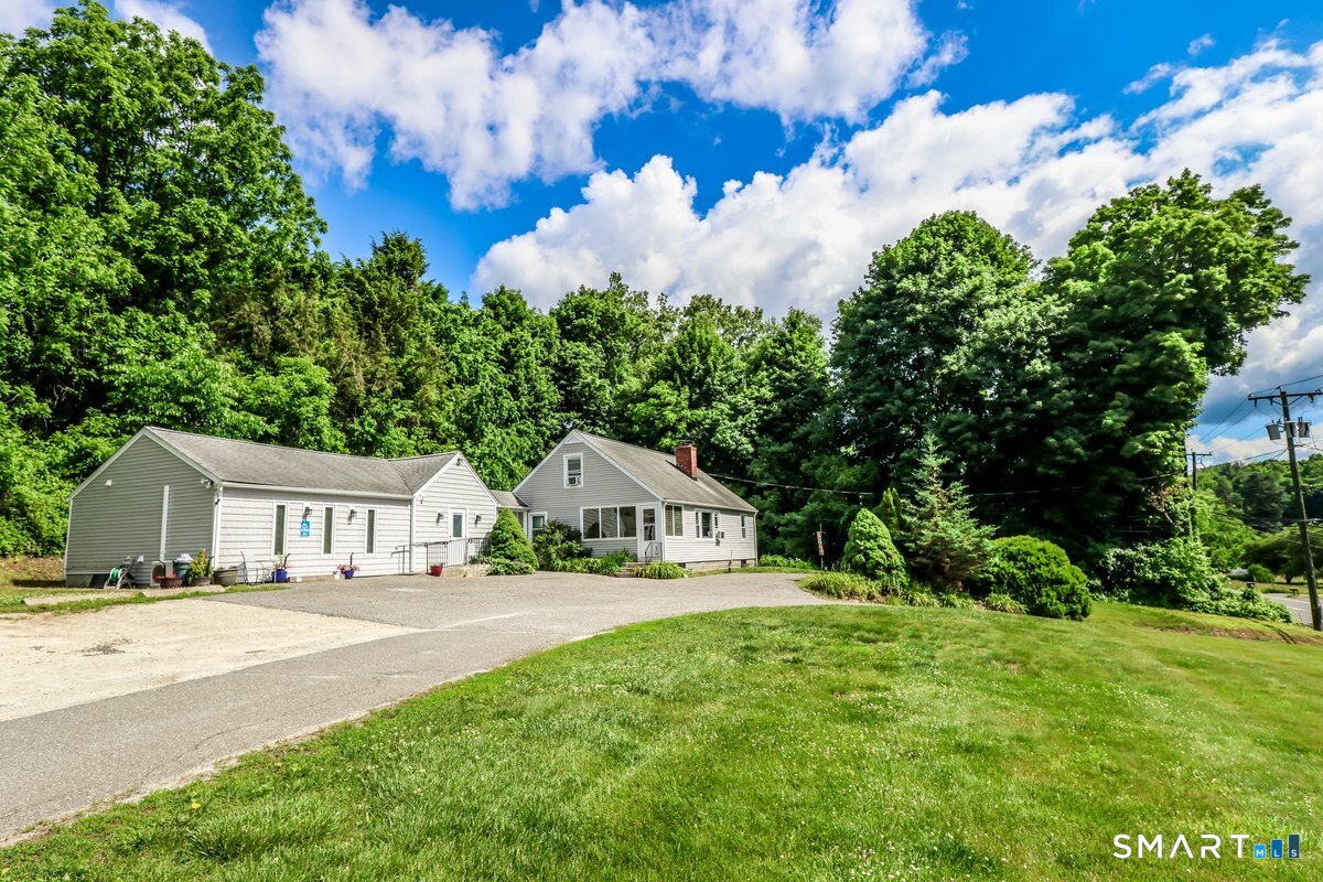 121 Litchfield Road New Milford, CT 06776 - Photo 24 of 33 Gallery Image 24