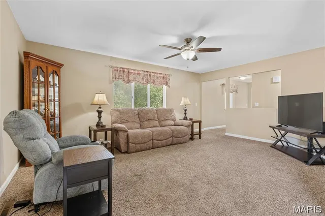 $1,600 | 302 Britanna Drive, Swansea, IL 62226