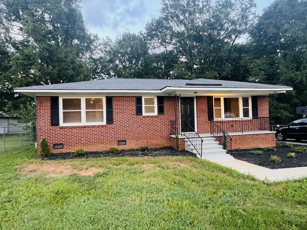 409 Hardin Drive Gaffney, SC 29340 - Photo 8 of 29