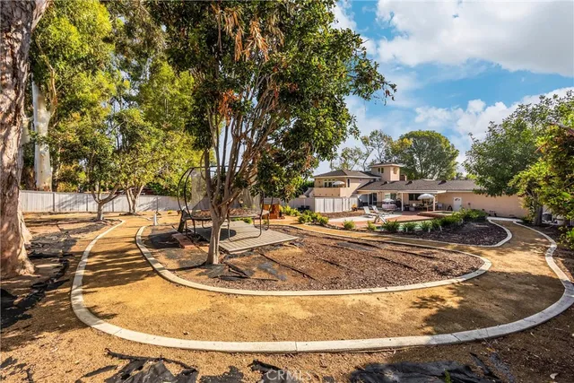 a view of a water fountain