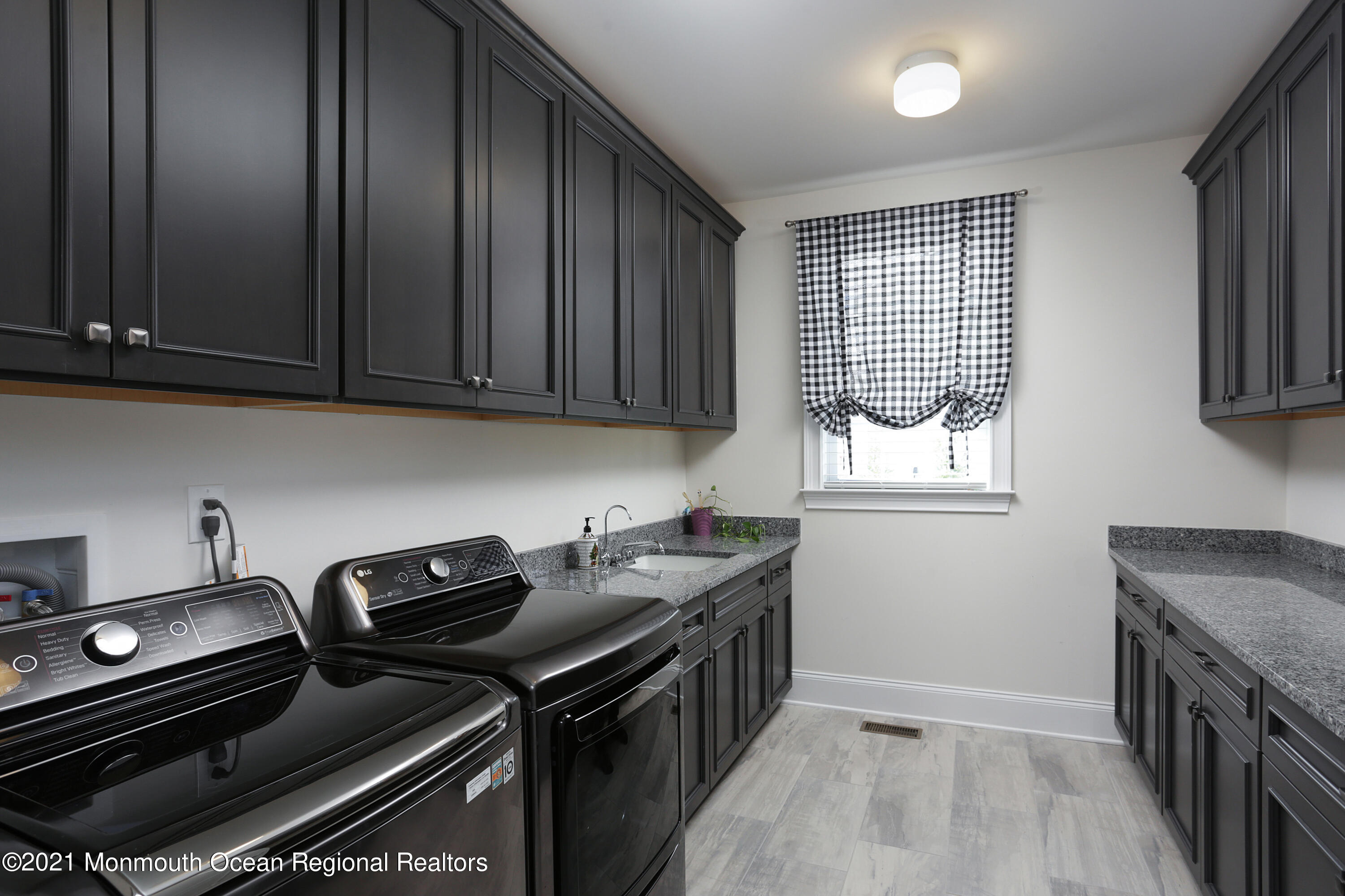 5 Castleford Way Lincroft, NJ 07738 - Photo 12 of 25 Expanded Laundry Room