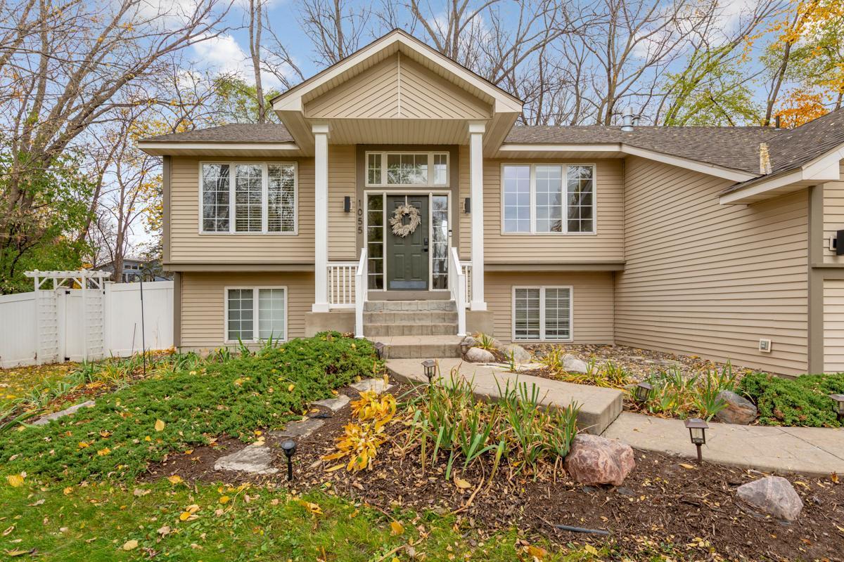 1055 West County Rd D Shoreview, MN 55126 - Photo 4 of 50