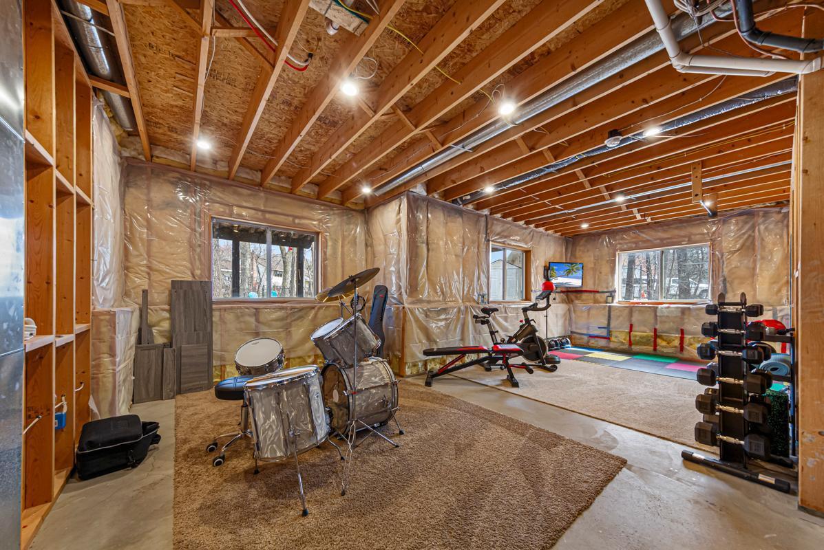 1055 West County Rd D Shoreview, MN 55126 - Photo 41 of 50