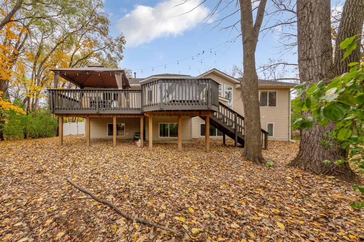 1055 West County Rd D Shoreview, MN 55126 - Photo 45 of 50