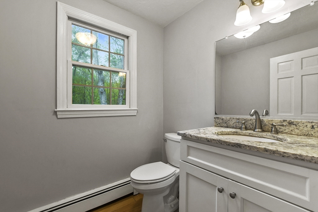 7 Ledgewood Road Medway, MA 02053 - Photo 17 of 33 Gallery Image 17