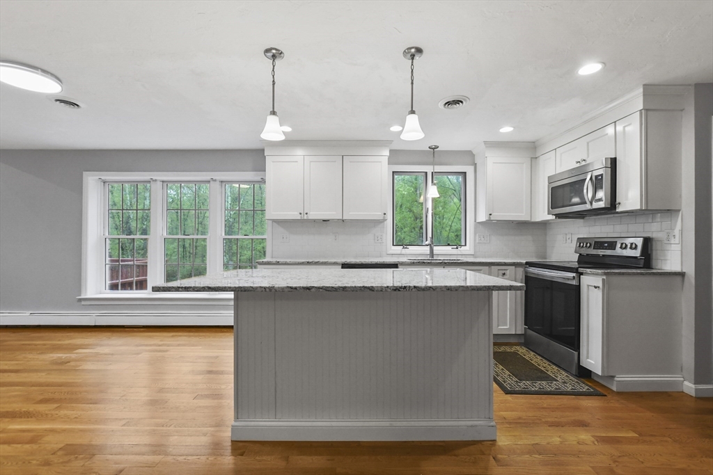 7 Ledgewood Road Medway, MA 02053 - Photo 7 of 33 Gallery Image 7