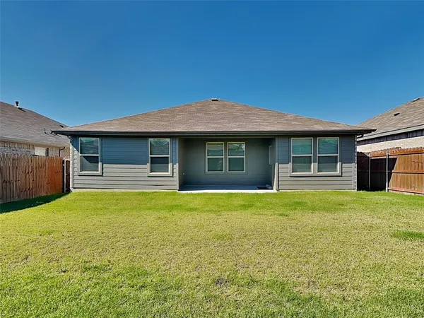 $2,200 | 4148 Crooked Bnd Drive, Crowley, TX 76036