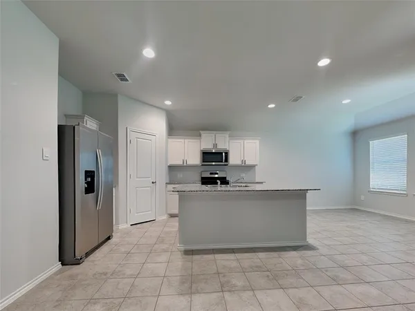 $2,200 | 4148 Crooked Bnd Drive, Crowley, TX 76036