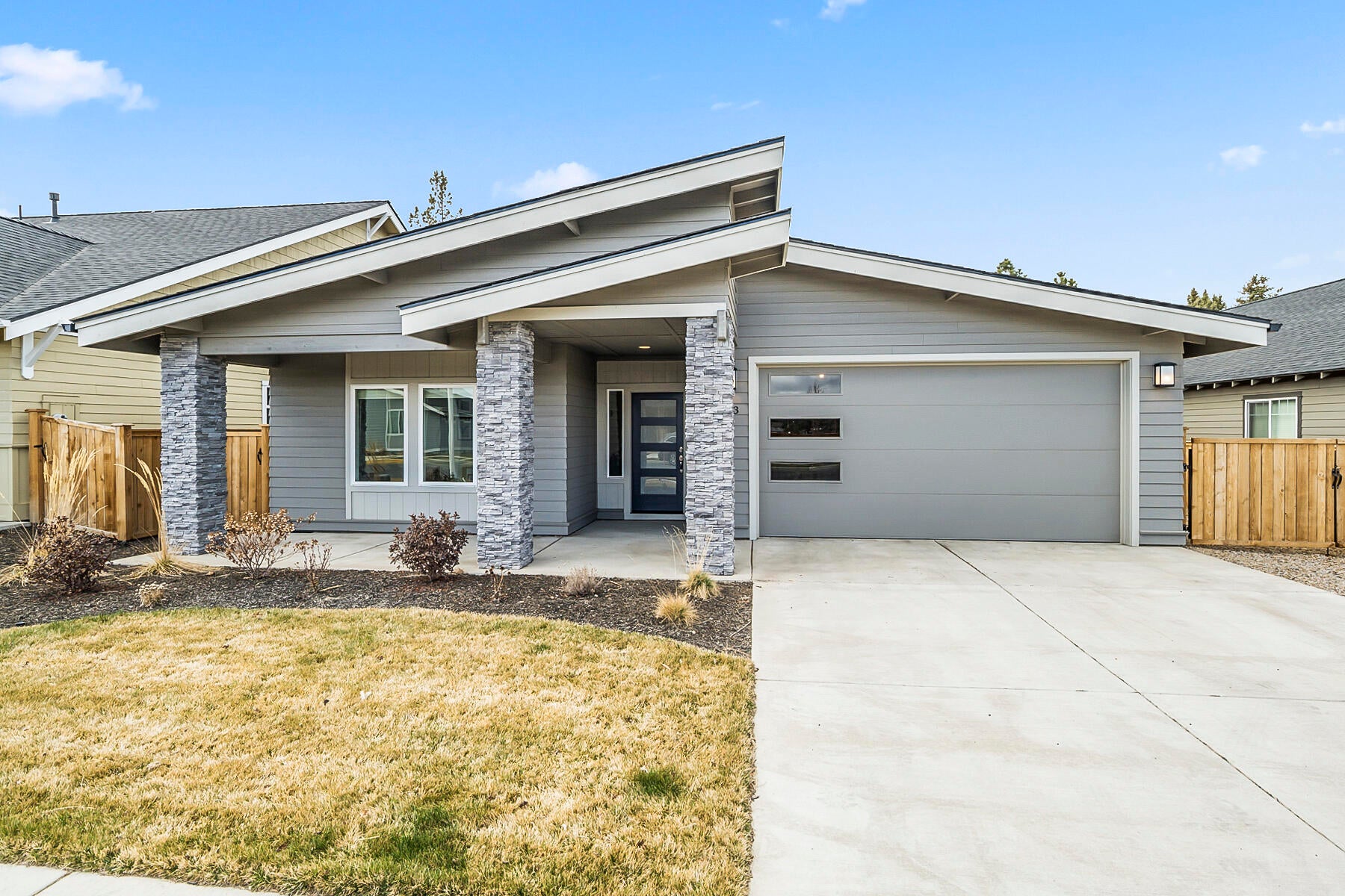 723 Northwest Rimrock Drive Redmond, OR 97756 - Photo 1 of 35 Front of home