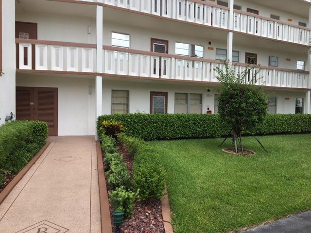 1026 Cornwall East, Unit 1026B Boca Raton, FL 33434 - Photo 2 of 13 IMG_0483