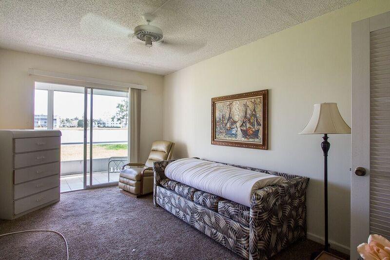 1026 Cornwall East, Unit 1026B Boca Raton, FL 33434 - Photo 7 of 13 4