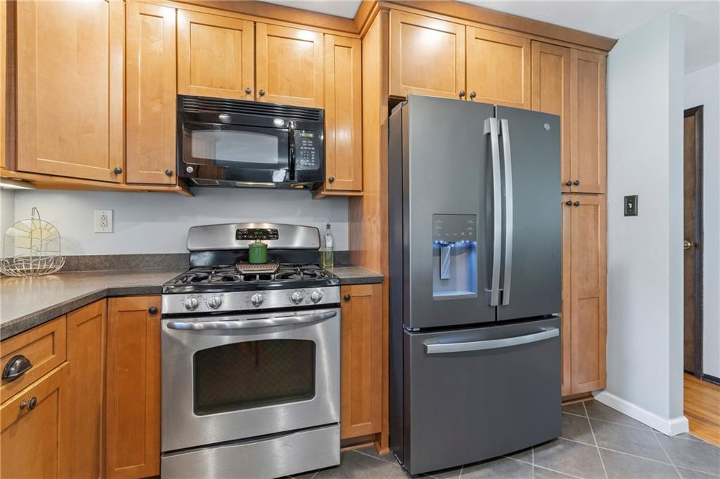 1274 Oakridge Road McDonald, PA 15057 - Photo 9 of 30