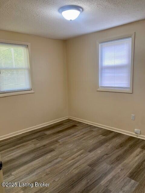 930 Palatka Road Louisville, KY 40214 - Photo 5 of 7 Palatka Bedroom