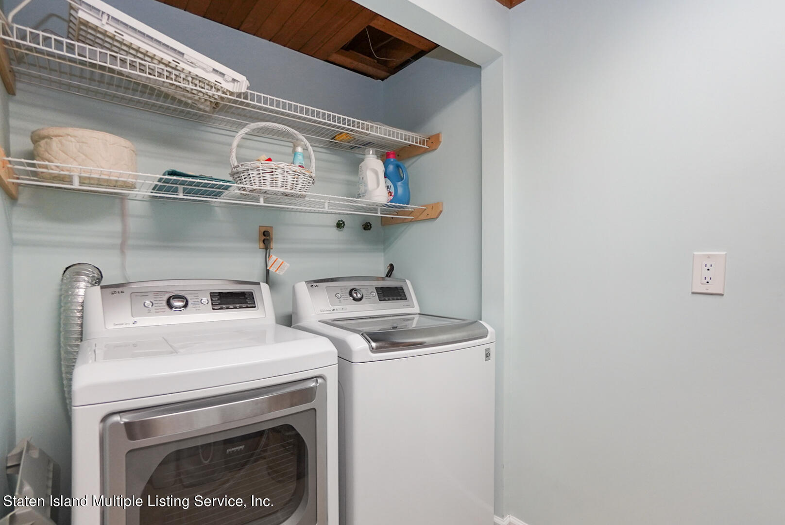 50 Wards Point Avenue Staten Island, NY 10307 - Photo 36 of 52 LAUNDRY ROOM