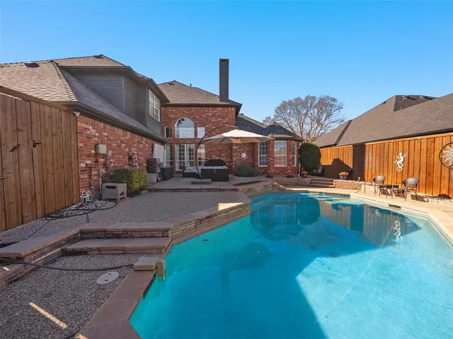 a picture of a bench in the front