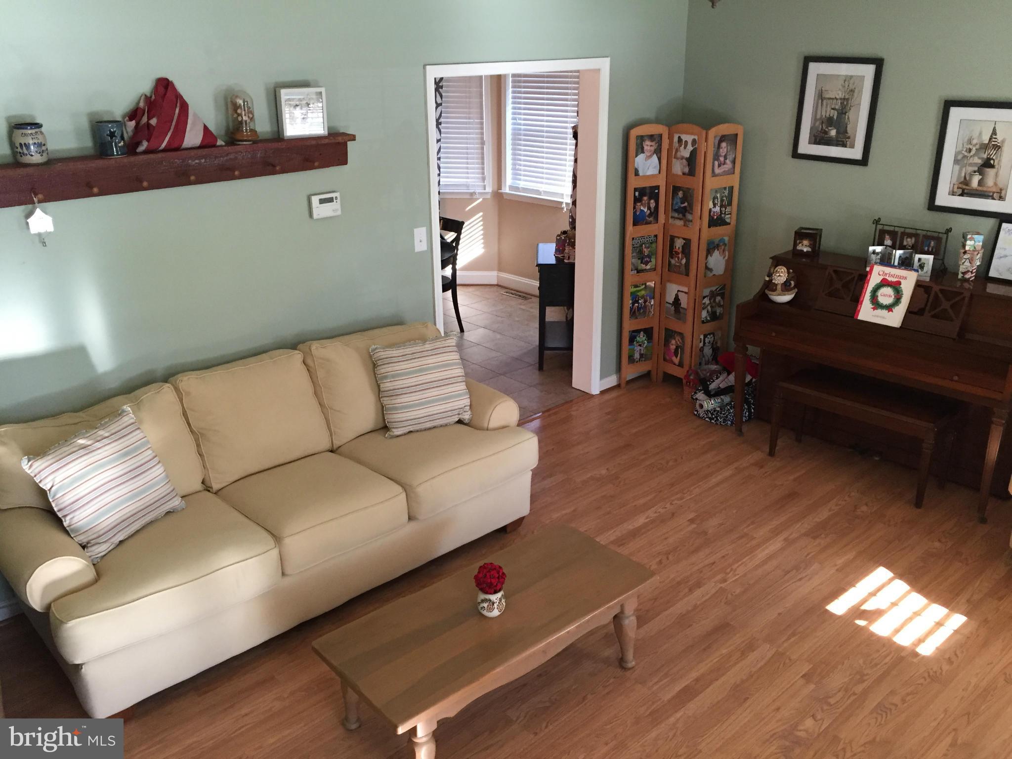 258 Hilltop Road Lusby, MD 20657 - Photo 13 of 27 Living Room