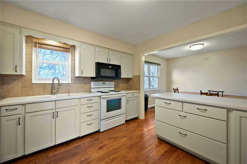 21302 Southeast Clover Hills Road Cleveland, MO 64734 - Photo 13 of 23