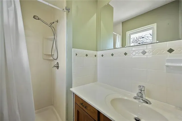 $399,900 | 21302 Southeast Clover Hills Road, Cleveland, MO 64734