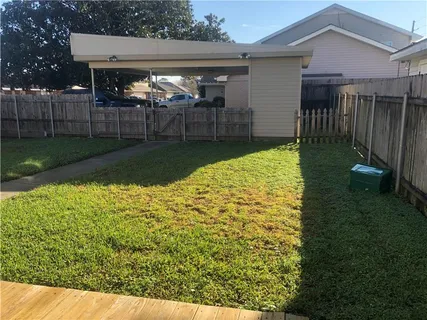 $395,000 | 4208-10 Chateau Boulevard, Kenner, LA 70065