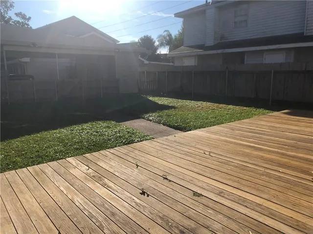 $375,000 | 4208-10 Chateau Boulevard, Kenner, LA 70065