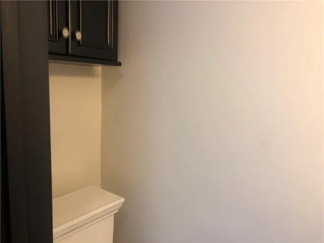 $375,000 | 4208-10 Chateau Boulevard, Kenner, LA 70065