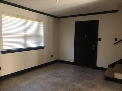 $395,000 | 4208-10 Chateau Boulevard, Kenner, LA 70065