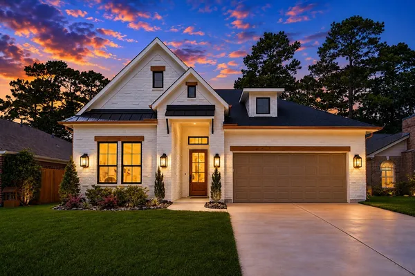 $445,000 | 4945 Pleasure Lake Lane, Willis, TX 77318