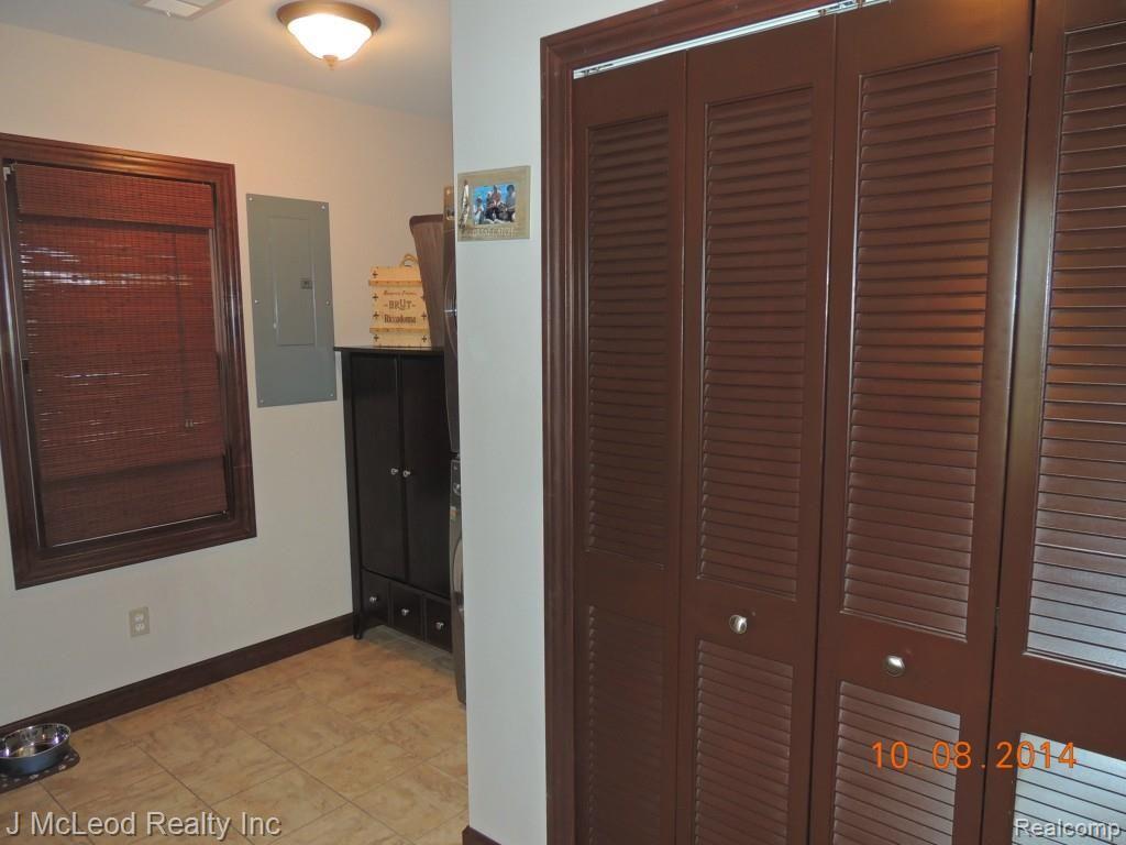 5393 Vienna Road Clio, MI 48420 - Photo 12 of 18 DSCN6172.jpg