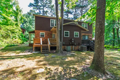$622,500 | 128 Rainbow Court, Cary, NC 27511
