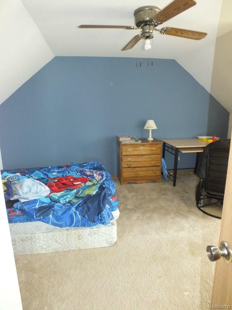 719 Chase Lake Road Howell, MI 48855 - Photo 12 of 16 DSCF2352.jpg