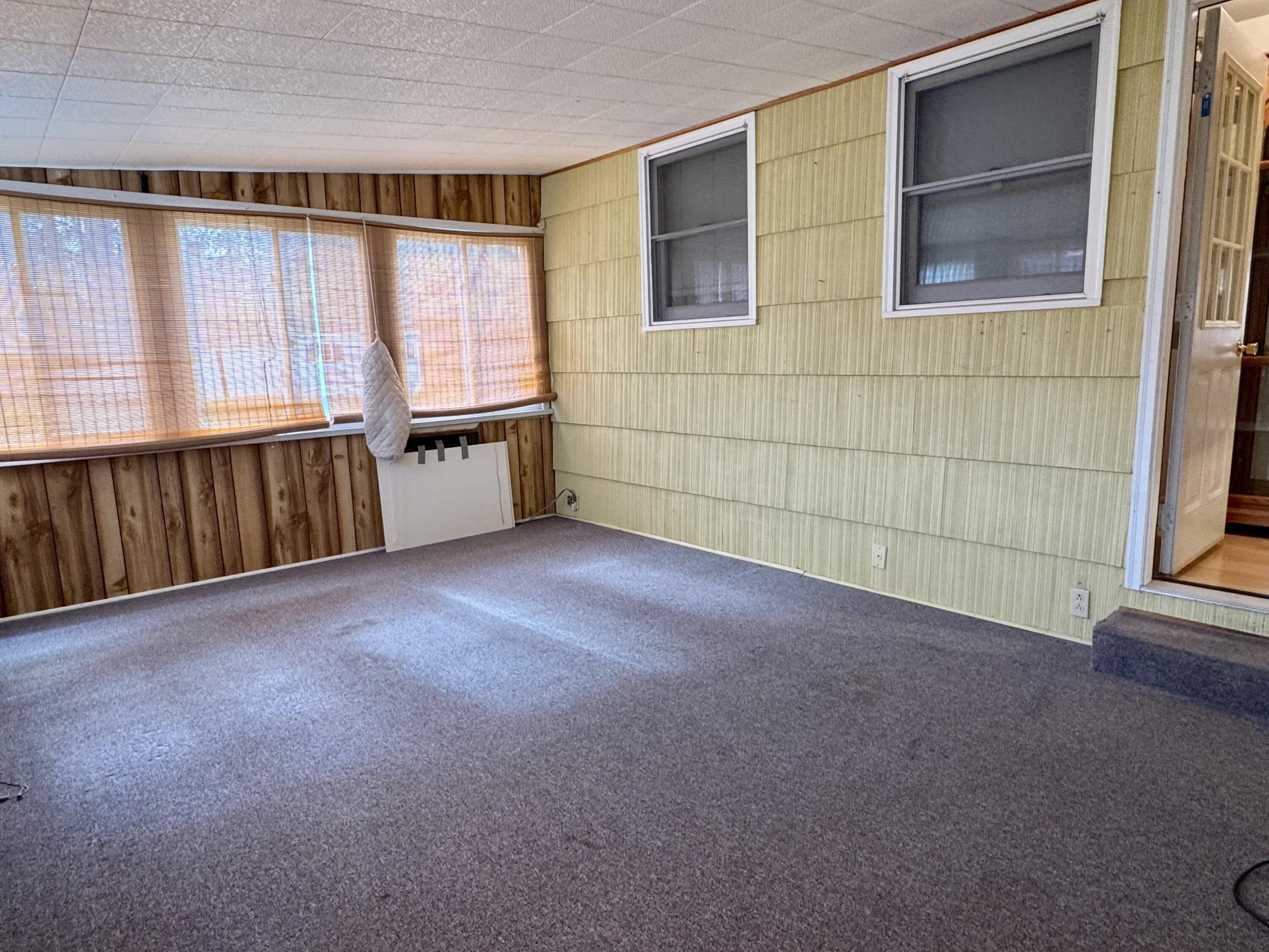 37 Prospect Avenue Plattsburgh, NY 12901 - Photo 7 of 33