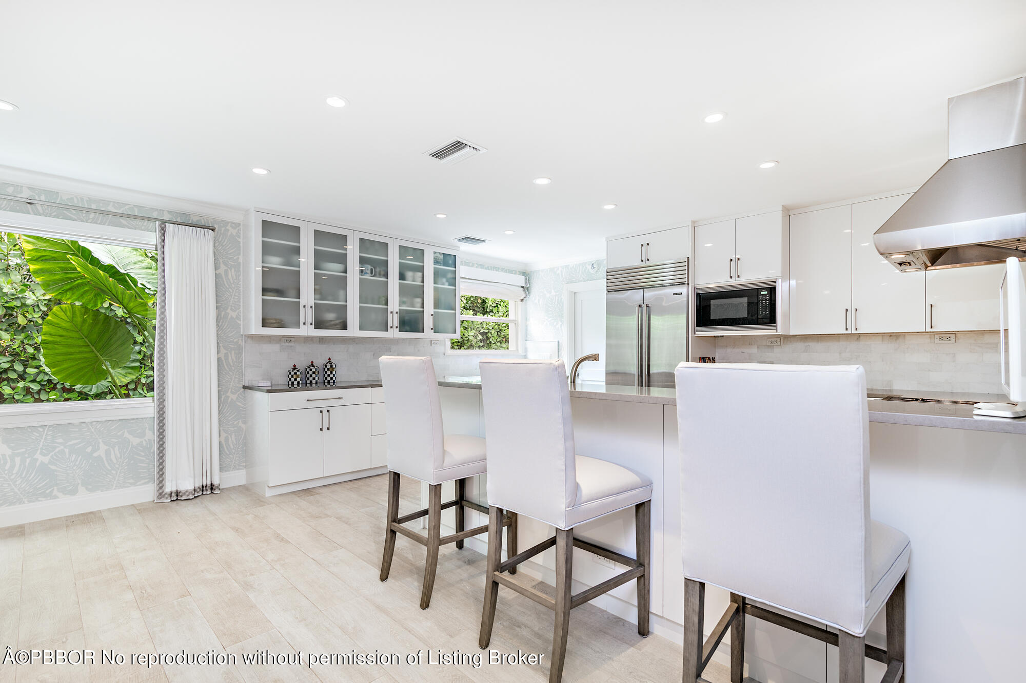 235 Garden Road Palm Beach, FL 33480 - Photo 7 of 25 low-14