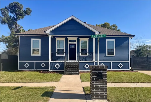 $214,900 | 2509 Blanchard Drive, Chalmette, LA 70043