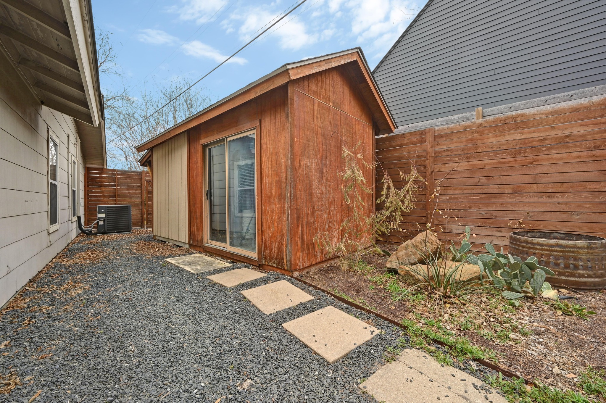 1005 Daphne Court Austin, TX 78704 - Photo 18 of 19