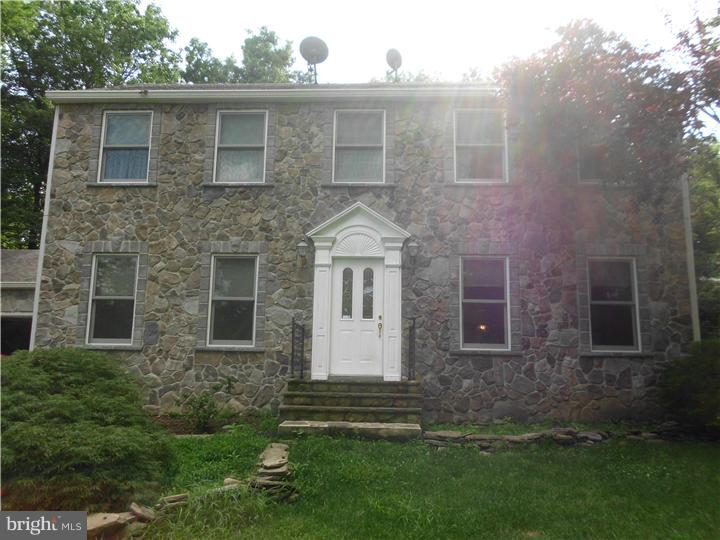 156 Larrison Road Wrightstown, NJ 08562 - Photo 2 of 25 Exterior Front