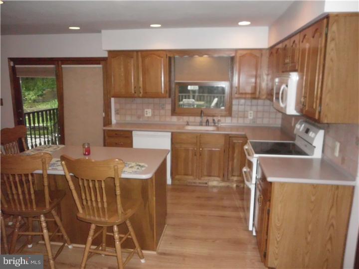 156 Larrison Road Wrightstown, NJ 08562 - Photo 13 of 25 Kitchen